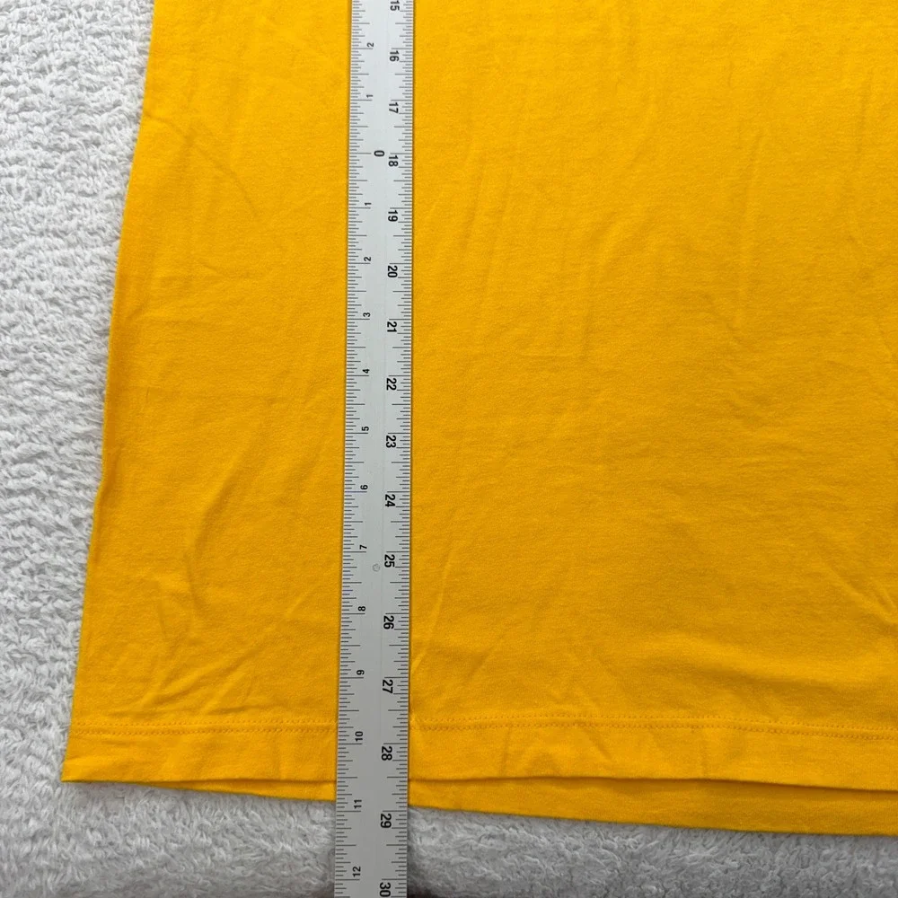 NWT Nike Mens T Shirt West Virginia Graphic Tee Yellow Size Small‎